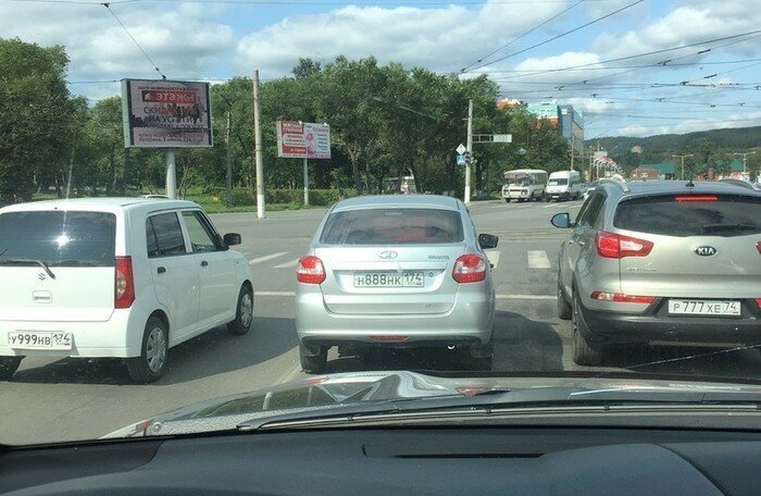 Как выглядит  комбо вокруг нас