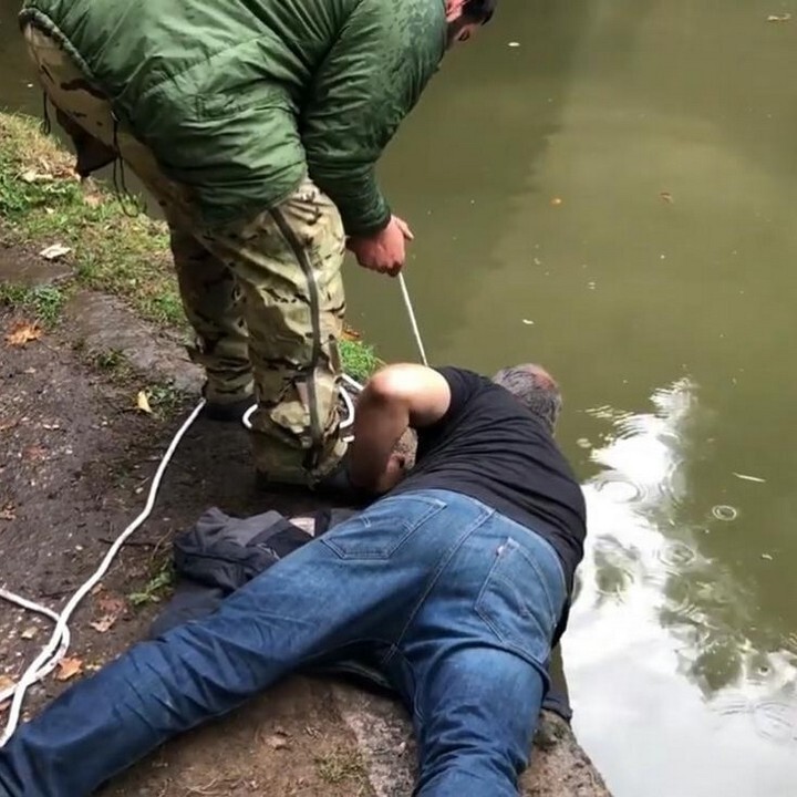 Любопытные находки со дна реки
