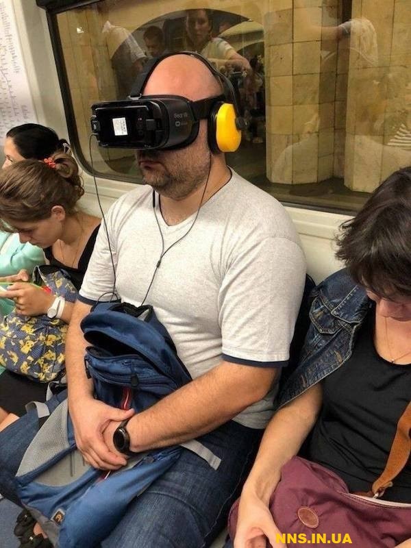 Зірки метрополітену з усього світу.