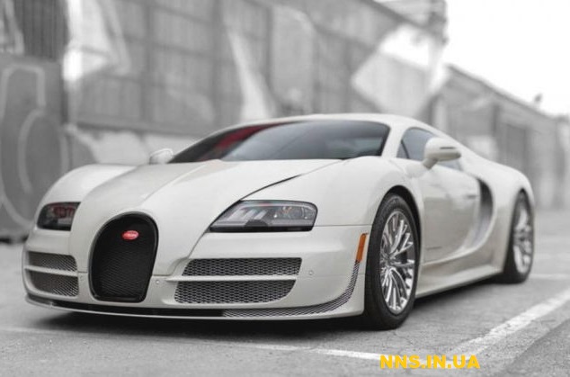 Bugatti Veyron - король скорости, цены и амбиций
